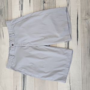 Nike Golf shorts size 32